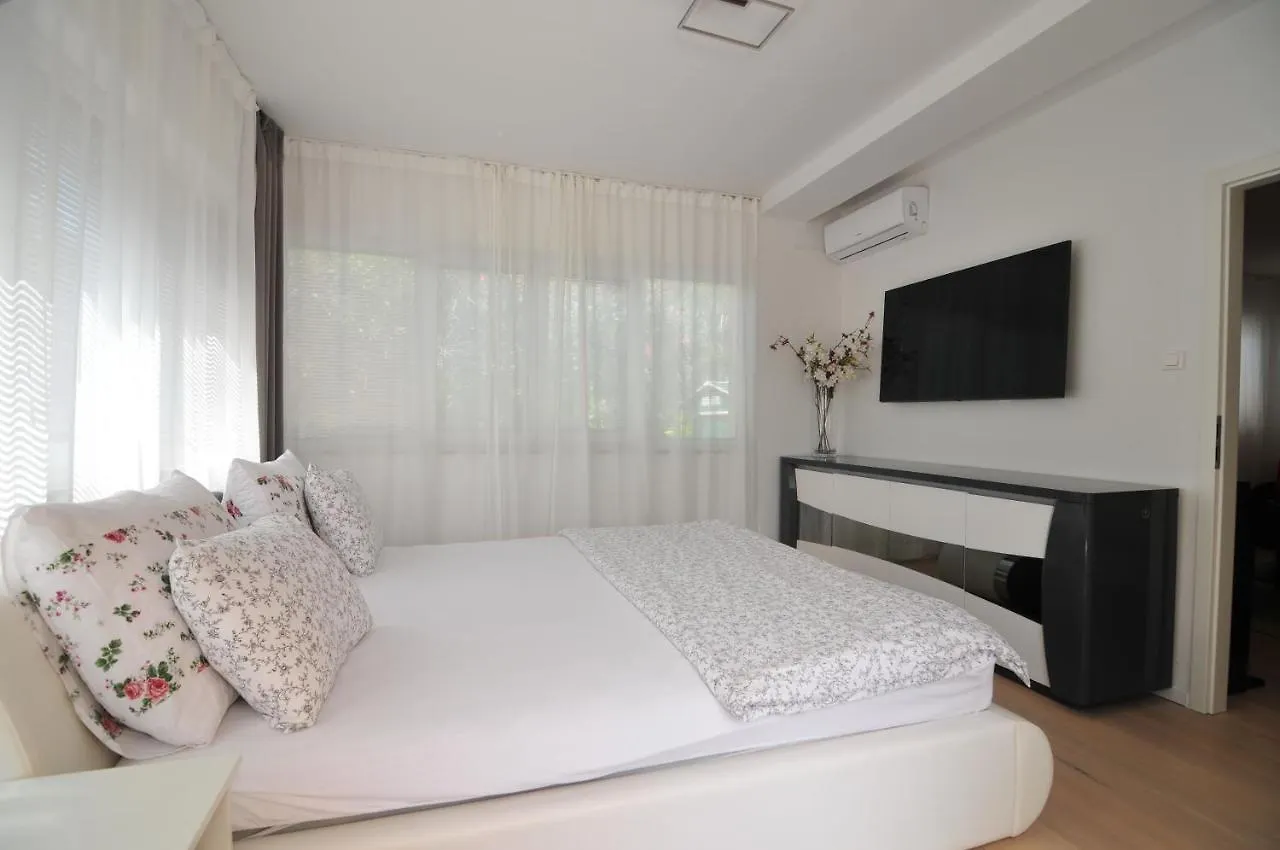 Nyaraló Villa Schober Baska Horvátország